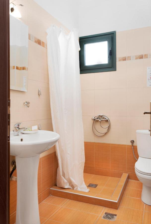 Hotel Limnaio Khrisokhórafa Zewnętrze zdjęcie